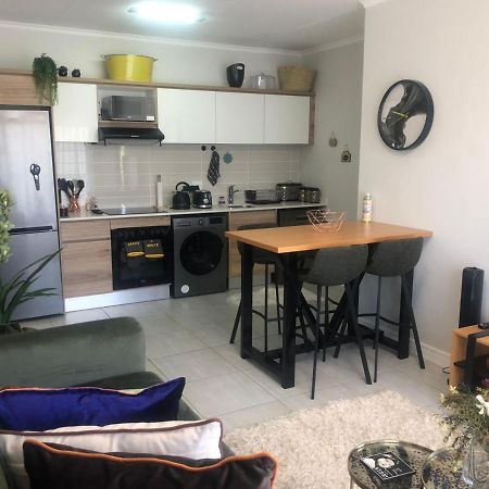 Luxurious Waterfall 1 Bedroom Condo With Free Uncapped Wifi Midrand Ngoại thất bức ảnh