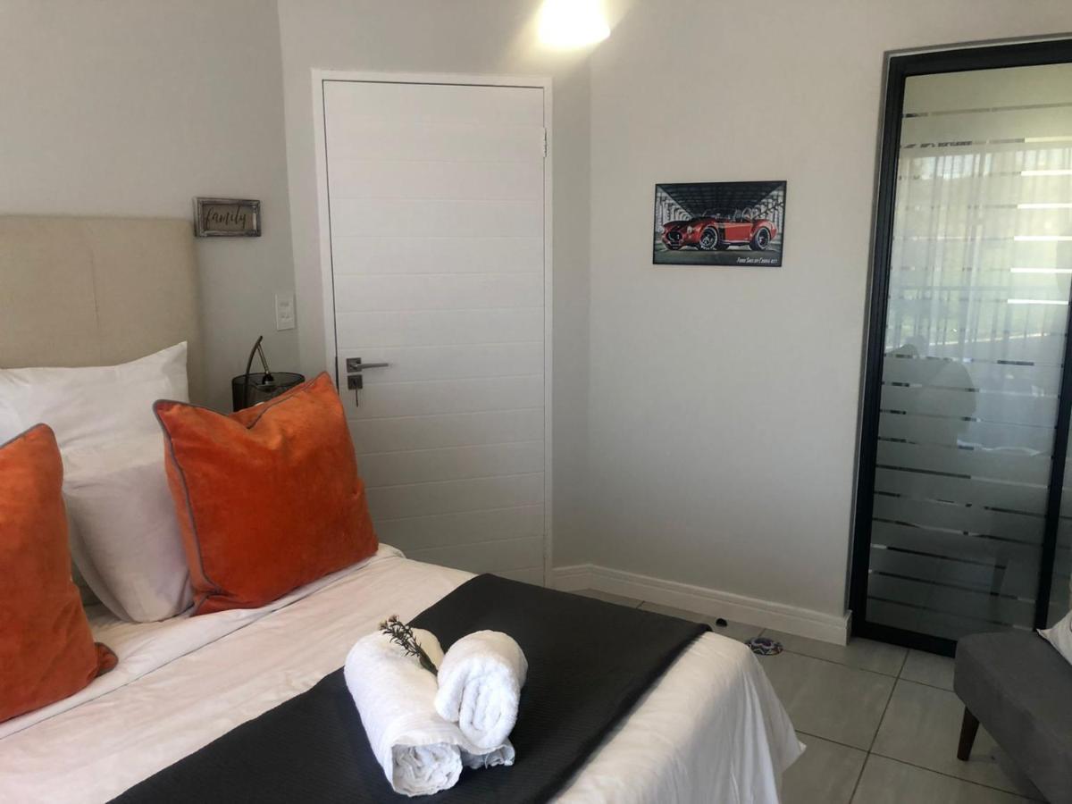 Luxurious Waterfall 1 Bedroom Condo With Free Uncapped Wifi Midrand Ngoại thất bức ảnh