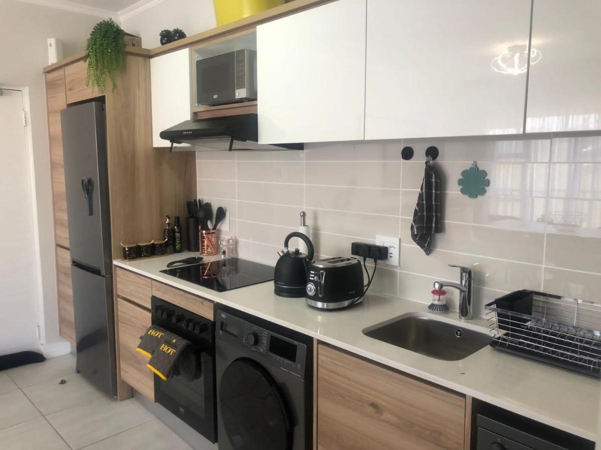 Luxurious Waterfall 1 Bedroom Condo With Free Uncapped Wifi Midrand Ngoại thất bức ảnh
